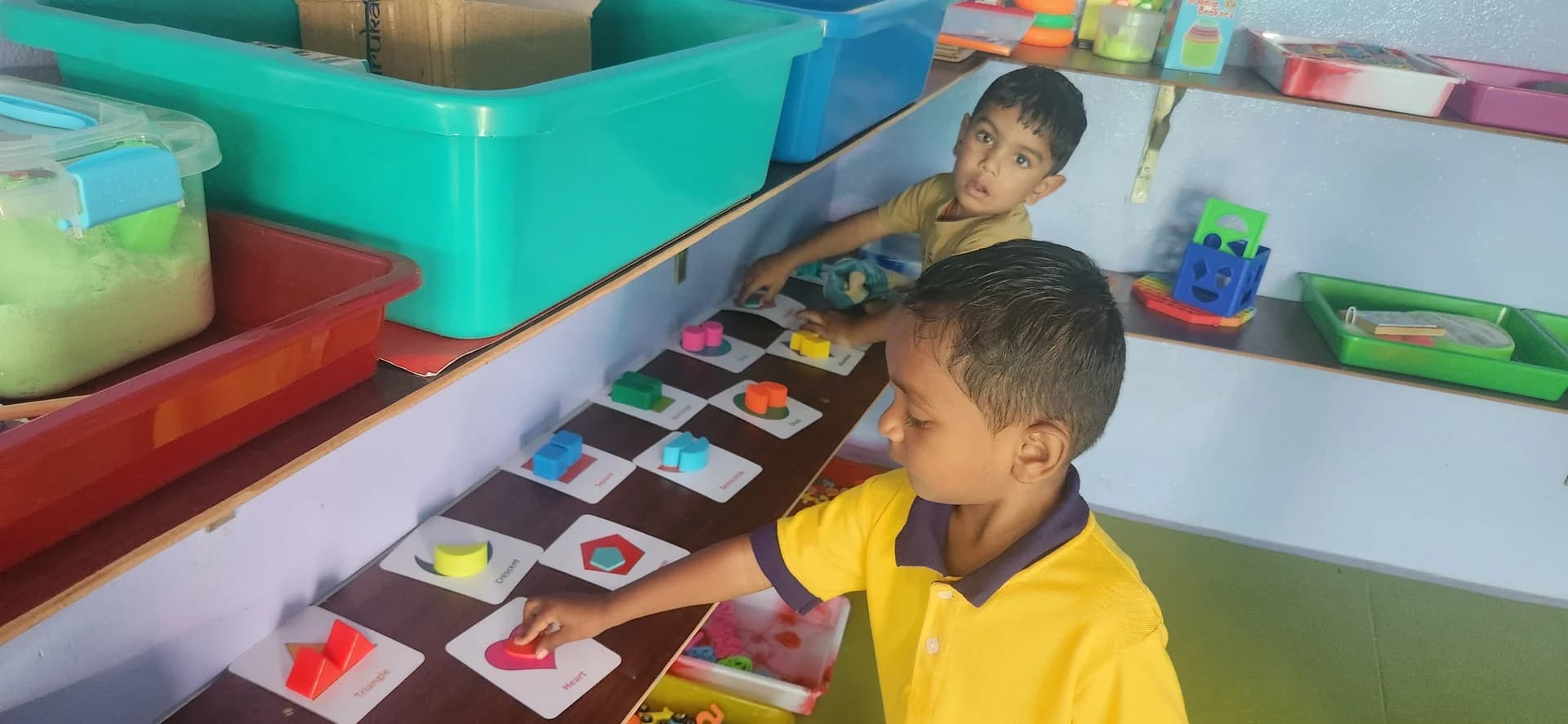 Early Sensorial Discovery & Play - Dhivith Edu Care Activity Kinathukadavu Coimbatore